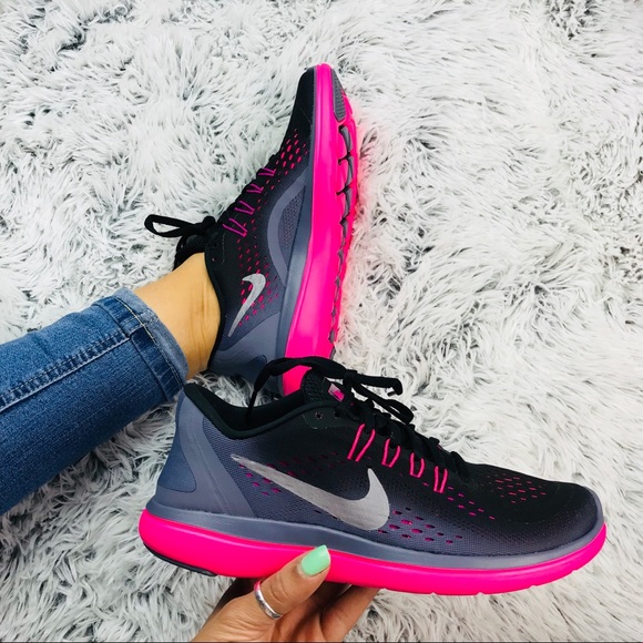 womens nike 27 trainers